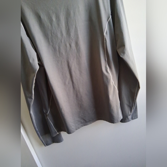 Patagonia Capiline Midweight Base Layer Gray Large Outdoors Hiking - Picture 8 of 8